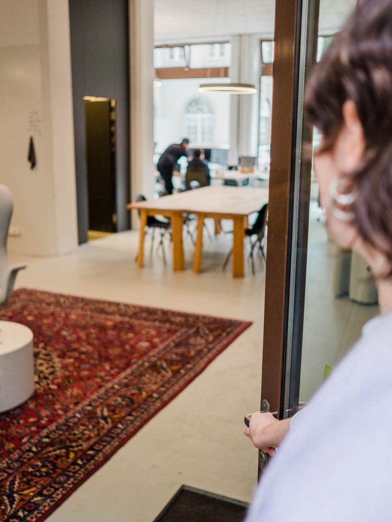 Büroeingang | WEBKINDER - Digitalagentur in Zürich und Luzern, Schweiz